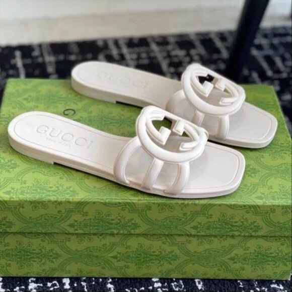 Gucci Women Sandals Slides Rubber .size9 - Picture 1 of 4